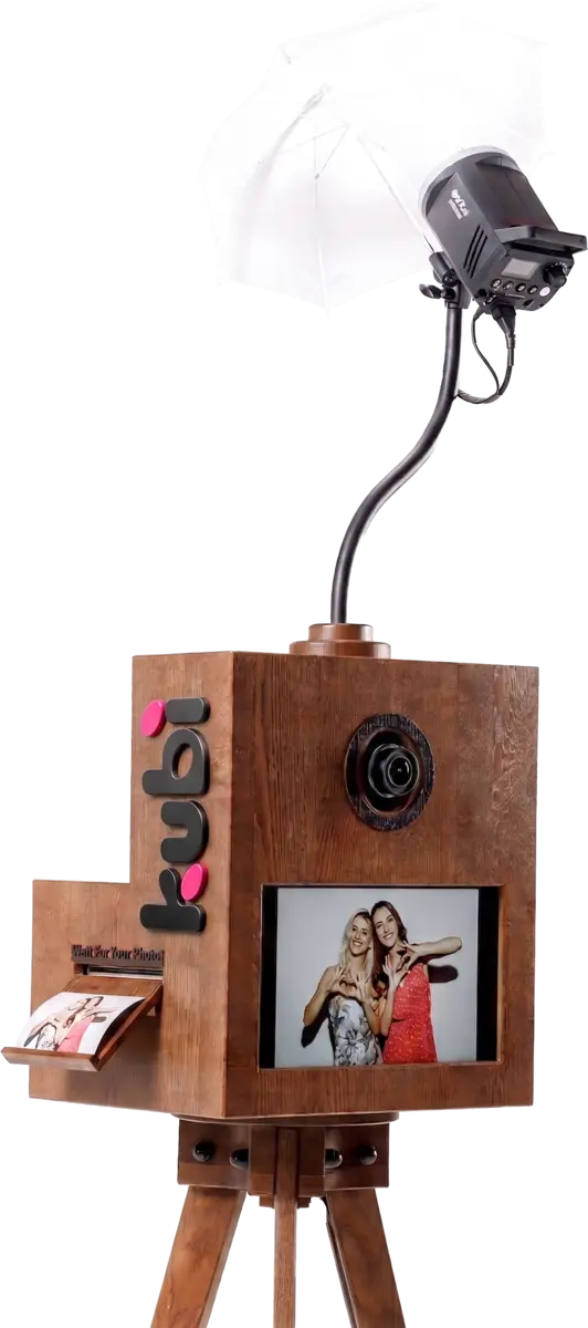 KUBI Photobooth — borne bois massif premium